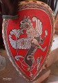 Щит скандинавского воина-варяга с изображением скандинавского грифона. Фото Татьяны Шепелевой. 24 сентября 2014 года