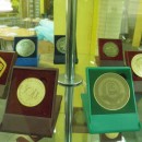 Музей фабрики ''1 Мая''. Медали с международных и российских выставок и ярмарок