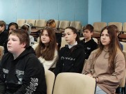 ''Был город-фронт. Была блокада''. Семиклассники под большим впечатлением от рассказа библиотекаря. ЦРДБ им. А. Пешкова. 27 января 2023 года