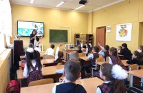 ''В стране выученных уроков''. Ребята активно отвечают на вопросы о творчестве А.С. Пушкина. Школа № 97. 14 сентября 2023 года