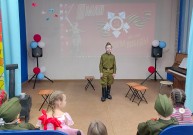 ''Никто не забыт, ничто не забыто!'' Никита Корьев читает стихотворение Владимира Высоцкого ''На братских могилах''. ЦРДБ им. А. Пешкова. 6 мая 2024 года
