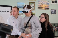 ''Найти себя''. Погружение в профессию с помощью специального VR-оборудования. ЦРБ им. Ф.М. Достоевского. 29 сентября 2025 года