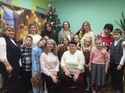 ''Волшебный декабрь''. Участники Школы снеговиков вместе с родителями и педагогами н выпускном празднике. Библиотека им. В. Дубинина. 7 декабря 2025 года