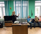 ''О талантливом скульпторе Вере Мухиной''. Библиотекарь Ирина Катаева рассказывает о приключениях скульптуры ''Рабочий и колхозница'' в Париже. ГБУ КЦСОН Канавинского района г. Н. Новгорода. 19 февраля 2025 года