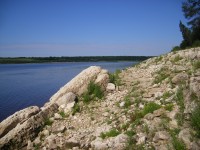 28 августа. На берегах Северной Двины. Каменистый крутой берег Северной Двины. Автор Людмила Николаевна Крапивина, г. Архангельск