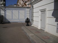7 сентября. Маленькая тайна. Внутренний дворик усадьбы Рукавишниковых. Автор Людмила Николаевна Крапивина, г. Архангельск