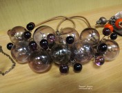 Колье ''Электрика''  (техника lampwork, wire wrap). Автор Елена Сюкова. Фото Татьяны Шепелевой