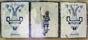 Старинные изразцы из собрания Музея истории художественных промыслов Нижегородской области. Фото Татьяны Шепелевой. Май 2016 года
