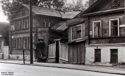 Студеная улица и окрестности. Город Горький, 1982-1984 гг. Фото, бромосеребряная печать М.В. Сеславинского. Фоторепродукция Татьяны Шепелевой
