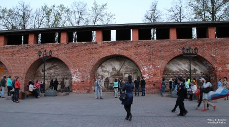''Наша Победа''. Триптих в технике FrameUnite Art в Нижегородском кремле. Автор Игорь Пшеницын. Фото Татьяны Шепелевой. 9 мая 2014 года