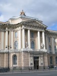 Академия художеств. Санкт-Петербург. Август 2010 года. Фото Татьяны Шепелевой