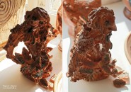 Декоративная керамическая статуэтка. Музей современной керамики, г. Богородск Нижегородской области. 13 марта 2015 года. Фото Татьяны Шепелевой