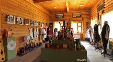 Музейно-выставочный комплекс ''Березополье''. Этнографический музей. 27 августа 2014 года. Фото Татьяны Шепелевой