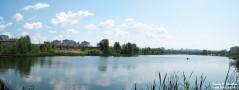 Панорама Мещерского озера. Вид на жилой массив, спорткомплекс &quot;Мещера&quot;, новостройку &quot;Седьмое небо&quot; и набережную Федоровского в верхней части города