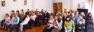 Нынешние воспитанники детского дома № 5. 24 февраля 2014 года. Фото Татьяны Андриановой