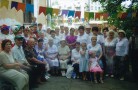 Хабаровск. ''Дом, в котором я живу''. В.С.Хайтарова с соседями по дому-юбиляру
